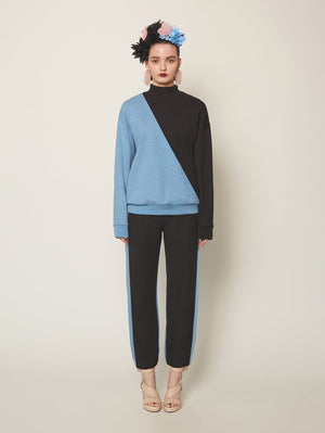 
                  
                    COLOR-BLOCK SWEATSHIRT
                  
                